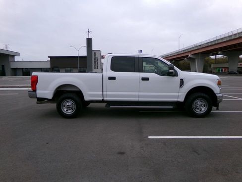 Used 2020 Ford F250 XL w/ Power Equipment Group image 5