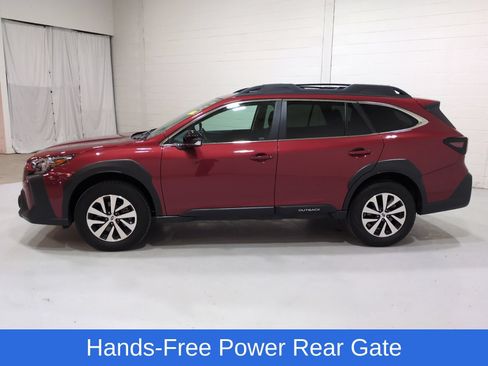 Certified 2025 Subaru Outback Premium w/ Popular Package #1A AWD/4WD image 7