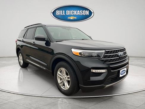 Used 2023 Ford Explorer XLT w/ Equipment Group 202A AWD/4WD image 1