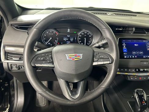 Certified 2023 Cadillac XT4 Sport w/ LPO, Onyx Lite Package image 14