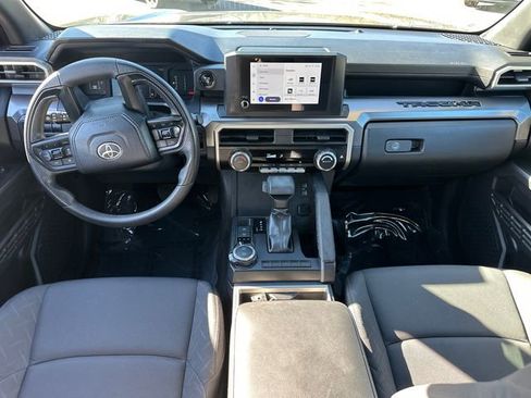 Used 2024 Toyota Tacoma SR5 AWD/4WD image 19