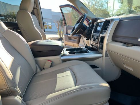 Used 2018 RAM 2500 Laramie image 18