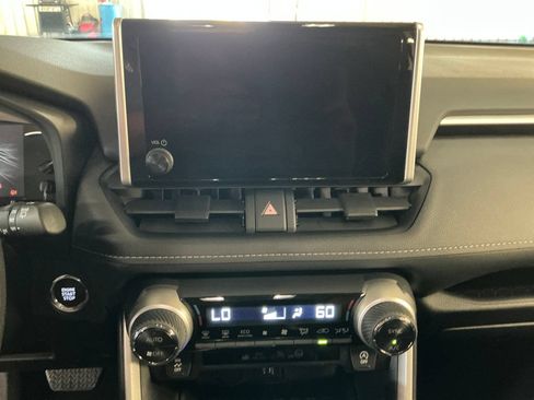 Certified 2025 Toyota RAV4 XLE AWD/4WD image 17