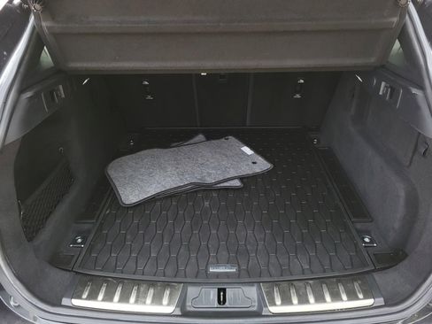 Used 2023 Jaguar F-PACE S AWD/4WD image 16
