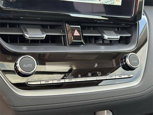 Certified 2025 Toyota Corolla Cross XLE w/ Convenience Package image 19