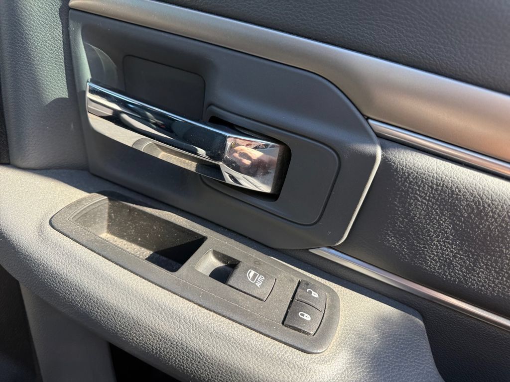 Used 2015 RAM 1500 Outdoorsman AWD/4WD image 37