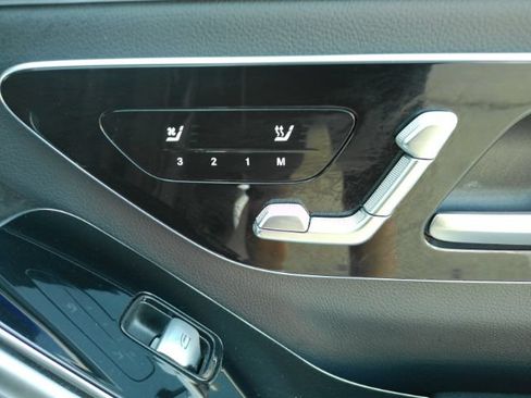 Used 2022 Mercedes-Benz S 500 4MATIC image 25