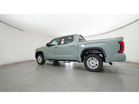 New 2025 Toyota Tundra SR5 w/ SR5 Premium Package AWD/4WD image 20