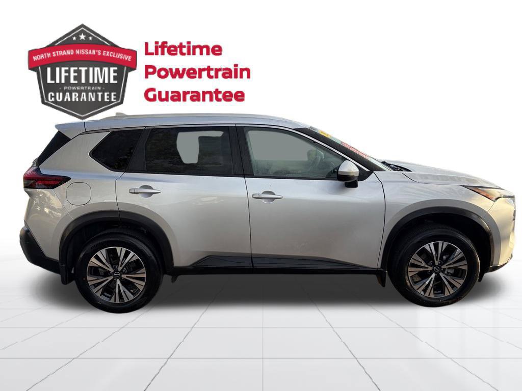 Certified 2022 Nissan Rogue SV w/ SV Premium Package FWD image 8