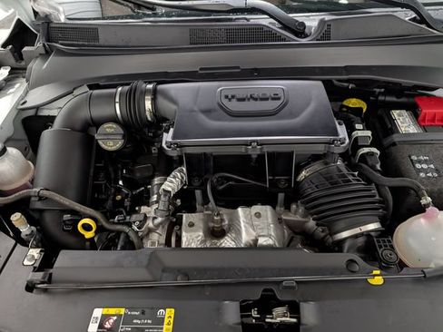 Used 2023 Jeep Compass High Altitude AWD/4WD image 30