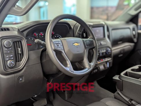 Used 2025 Chevrolet Silverado 2500 Custom w/ Custom Value Package AWD/4WD image 17