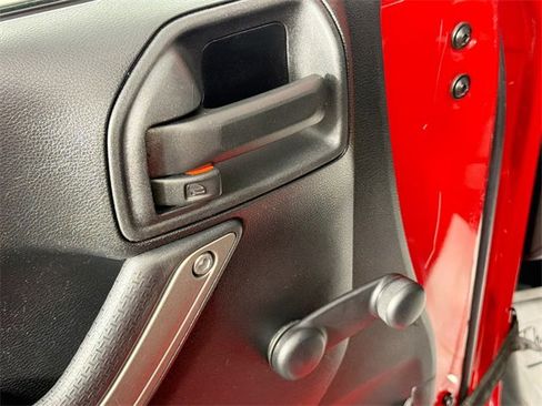 Used 2014 Jeep Wrangler Sport image 15
