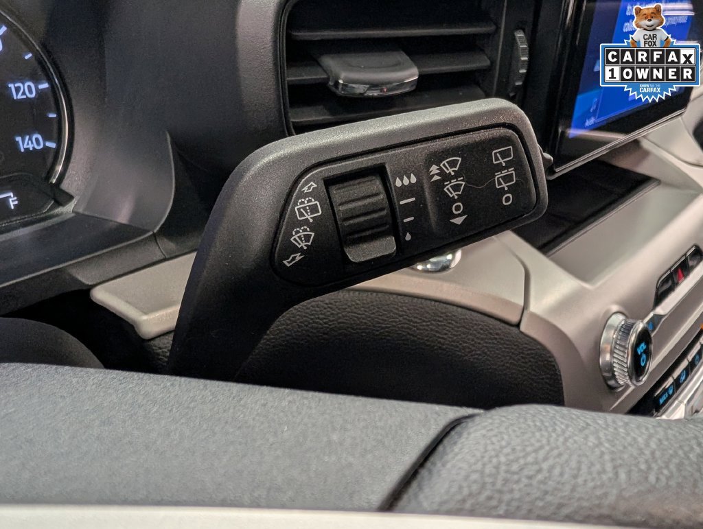Used 2023 Ford Explorer XLT AWD/4WD image 22