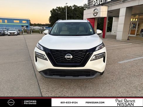 Certified 2023 Nissan Rogue SV w/ SV Premium B Package image 18