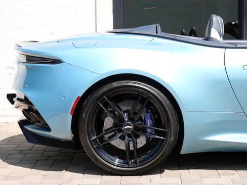 Used 2020 Aston Martin DBS Superleggera Volante RWD image 15