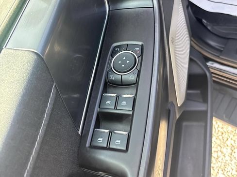 Used 2024 Ford F150 Lariat w/ Equipment Group 502A High AWD/4WD image 27