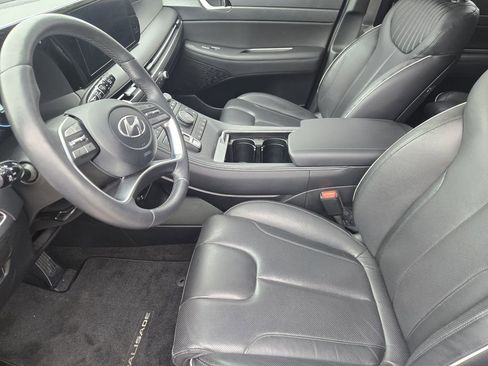 Used 2023 Hyundai Palisade Limited w/ Cargo Package FWD image 9