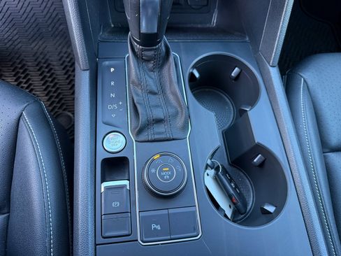 Used 2021 Volkswagen Atlas SE image 18