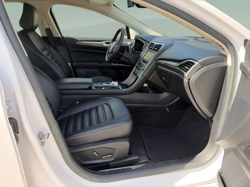 Certified 2020 Ford Fusion SEL image 18