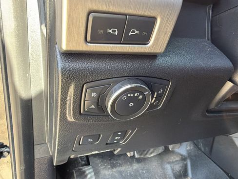 Used 2017 Ford F250 Platinum w/ Platinum Ultimate Package image 24