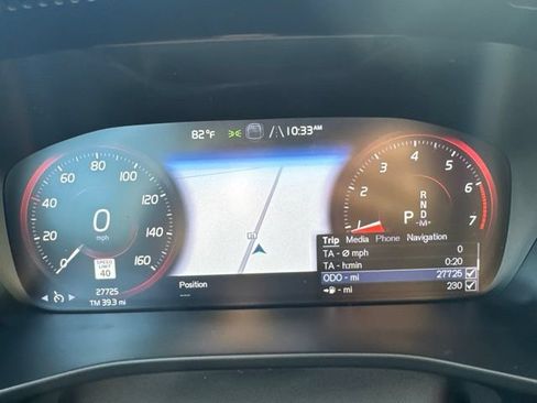 Used 2020 Volvo XC40 T5 R-Design w/ Protection Package AWD/4WD image 24