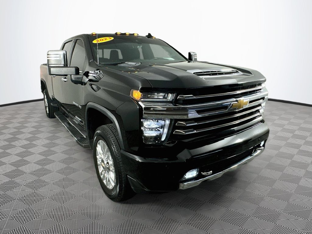 Used 2023 Chevrolet Silverado 3500 High Country w/ Z71 Off-Road Package AWD/4WD image 2