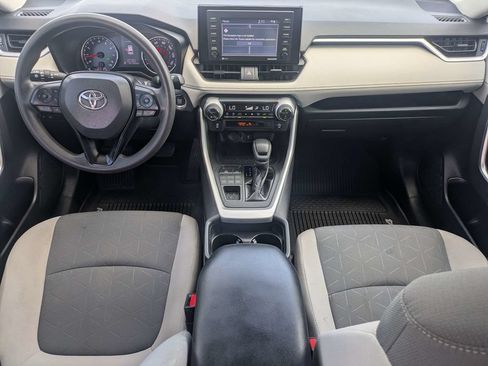 Used 2020 Toyota RAV4 XLE AWD/4WD image 15