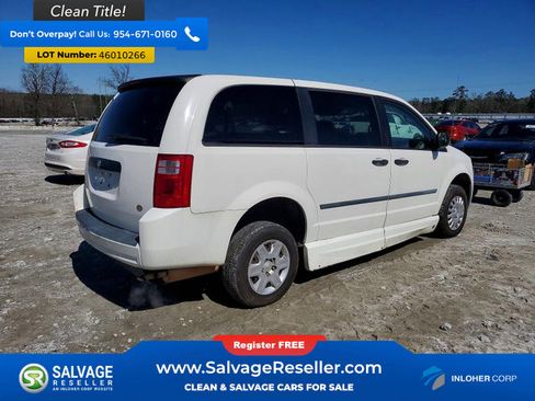 Used 2008 Dodge Grand Caravan SE image 4