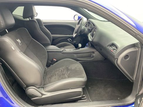 Used 2022 Dodge Challenger R/T Scat Pack RWD image 23