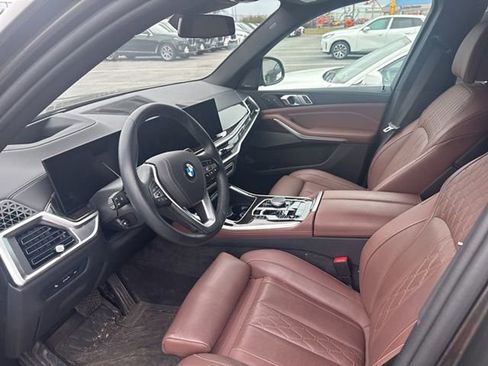 Certified 2024 BMW X5 xDrive40i w/ Premium Package image 18