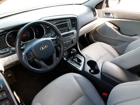 Used 2013 Kia Optima EX image 4