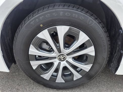 Used 2021 Toyota Corolla LE FWD image 9