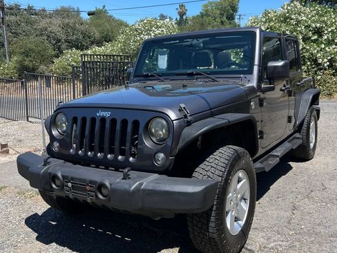 Used 2016 Jeep Wrangler Unlimited Sport w/ Quick Order Package 24S AWD/4WD image 10
