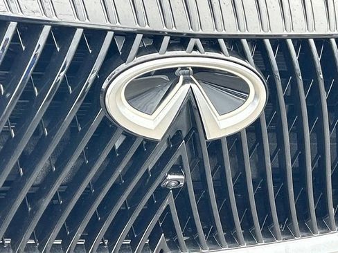 New 2026 INFINITI QX80 Luxe image 11