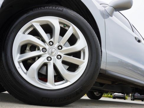 Used 2018 Acura RDX FWD image 11