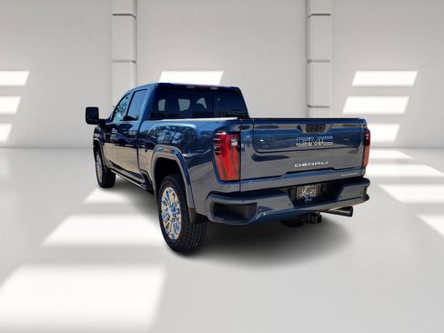 New 2026 GMC Sierra 2500 Denali Ultimate image 5