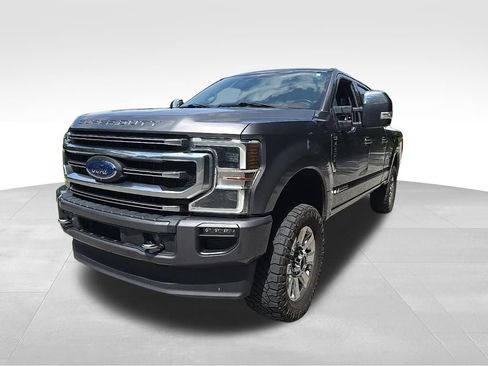 Used 2022 Ford F250 Platinum w/ FX4 Off-Road Package AWD/4WD image 8