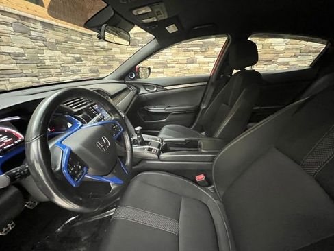 Used 2020 Honda Civic Sport image 11