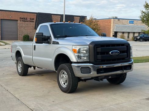 Used 2012 Ford F250 XL w/ PWR Equipment Group image 3