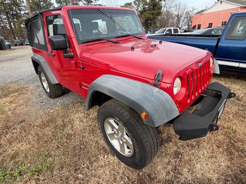 Used 2010 Jeep Wrangler Sport image 2