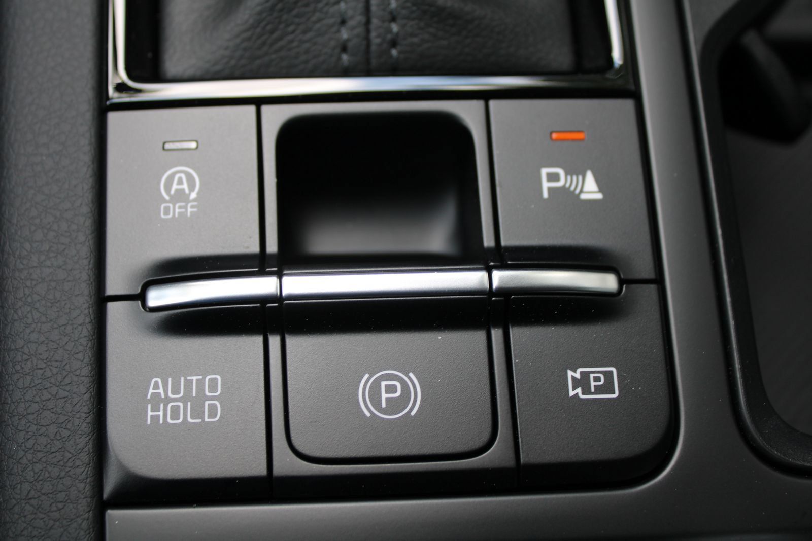 New 2026 Kia K5 LXS FWD image 32