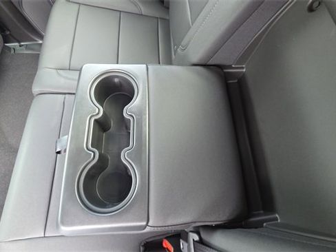 New 2026 GMC Sierra 2500 SLT image 30