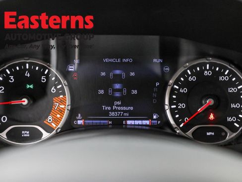 Used 2021 Jeep Renegade Latitude image 18