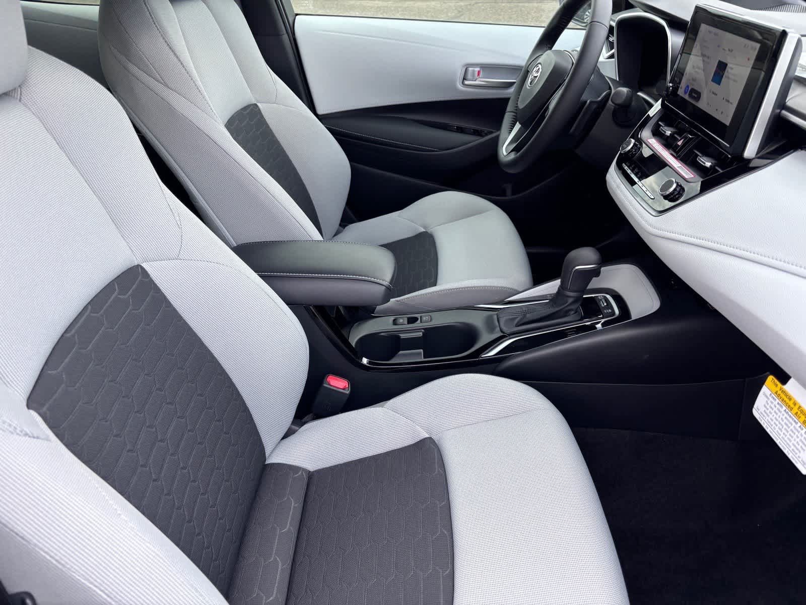 New 2027 Toyota Corolla SE FWD image 6