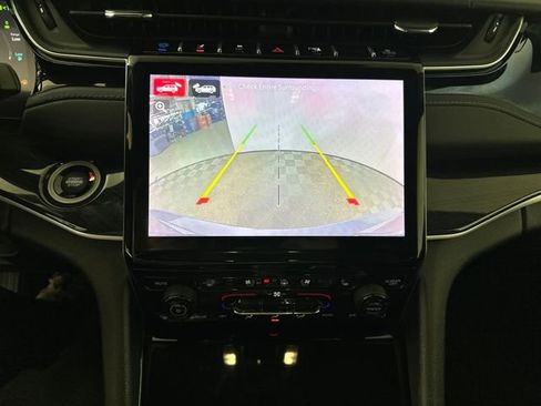 Used 2022 Jeep Grand Cherokee Trailhawk image 21