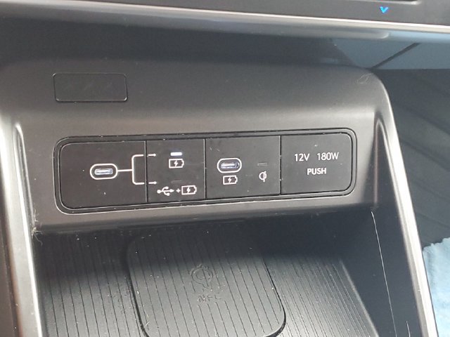 Certified 2025 Hyundai Kona SEL AWD/4WD image 33