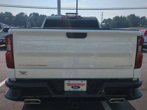 Used 2025 Chevrolet Silverado 1500 Custom Trail Boss AWD/4WD image 8