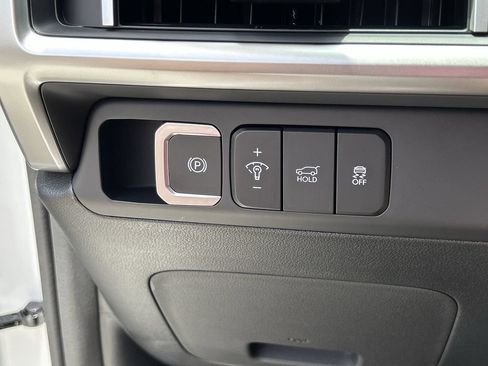 New 2026 Hyundai Santa Fe SE FWD image 29