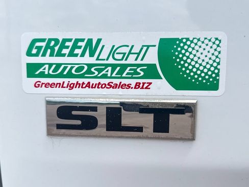 Used 2019 RAM 1500 Classic SLT w/ Luxury Group AWD/4WD image 15