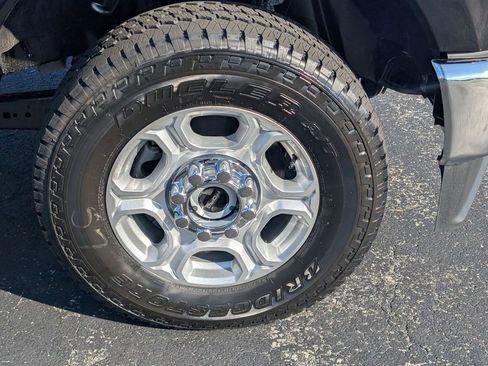 New 2026 Ford F250 XLT w/ FX4 Off-Road Package image 17